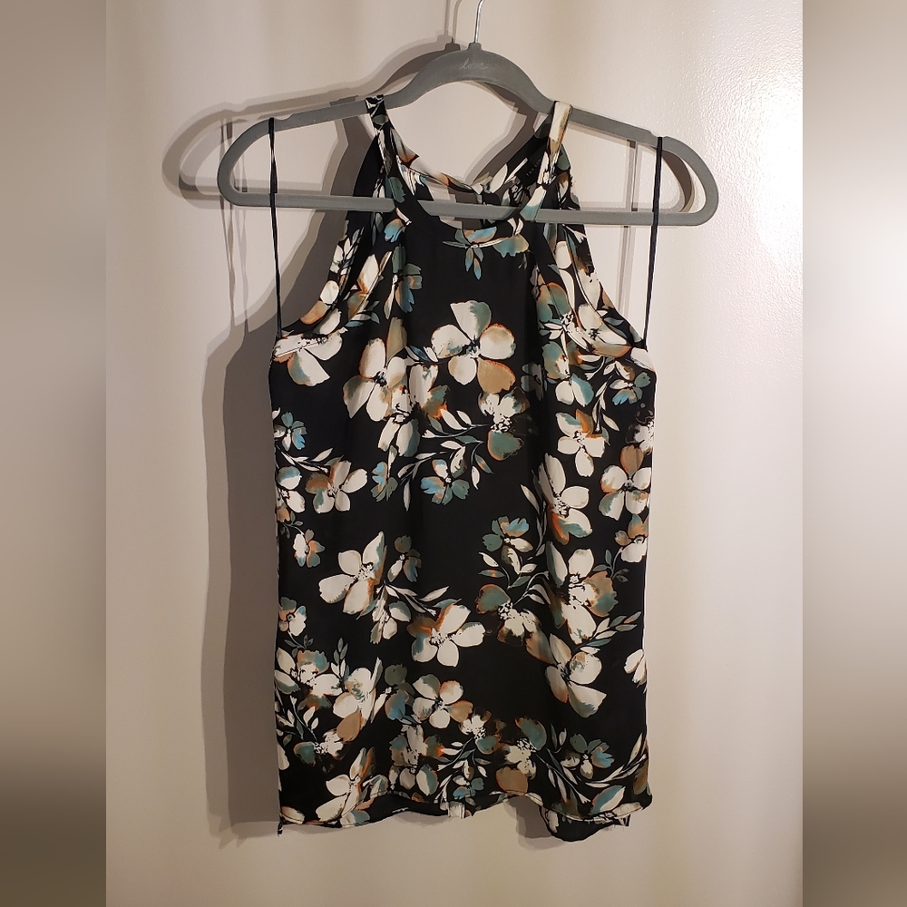 The Limited. XS Tie back Dressy tank. Like new.